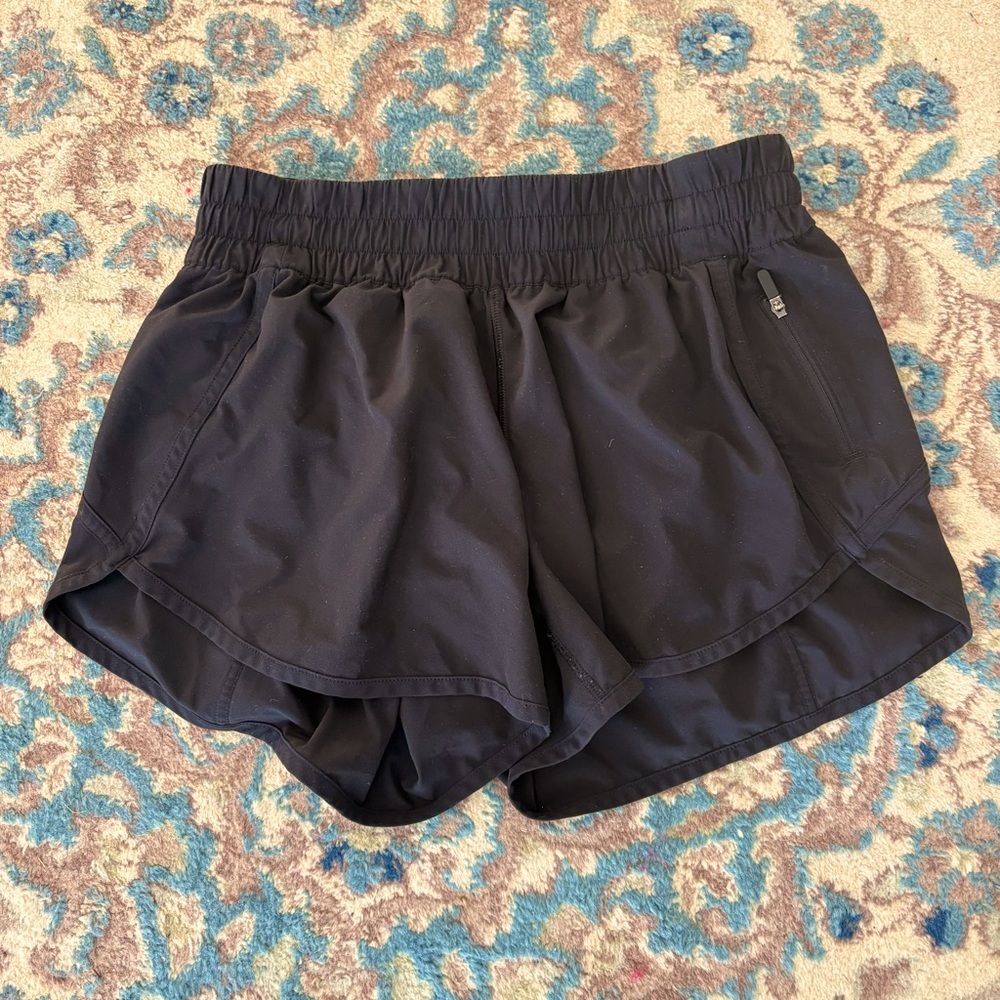 Lululemon Tracker Lo-rise lined Short Sz 8